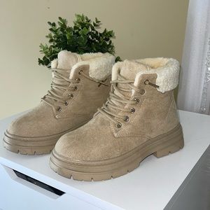 Brand New Beautiful , Soft Beige Lug Sole Boots